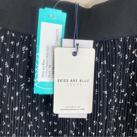 Skies Are Blue A-line Black & White Mini Floral Pleated Lined Midi Skirt Sz 3X - Picture 4 of 14